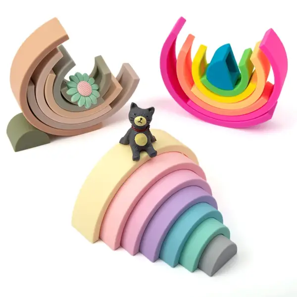 TYRY.HU New 4-7pcs Baby Silicone Building Block BPA Free Rainbow Soft Block 3D Educational Montessori Toys Baby Teether Gifts - Image 2